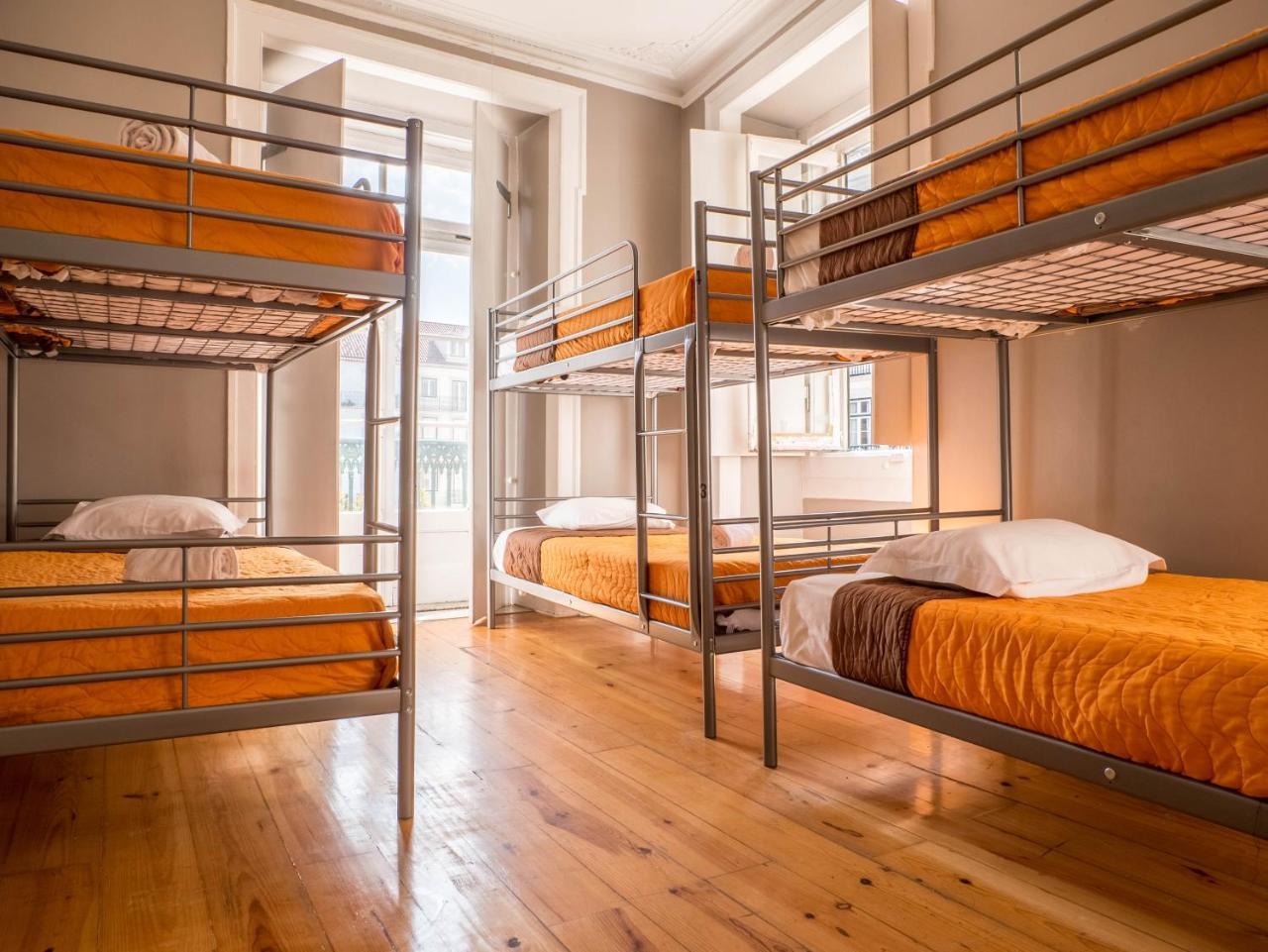 No Limit Bairro Alto Hostel Lisbon Luaran gambar